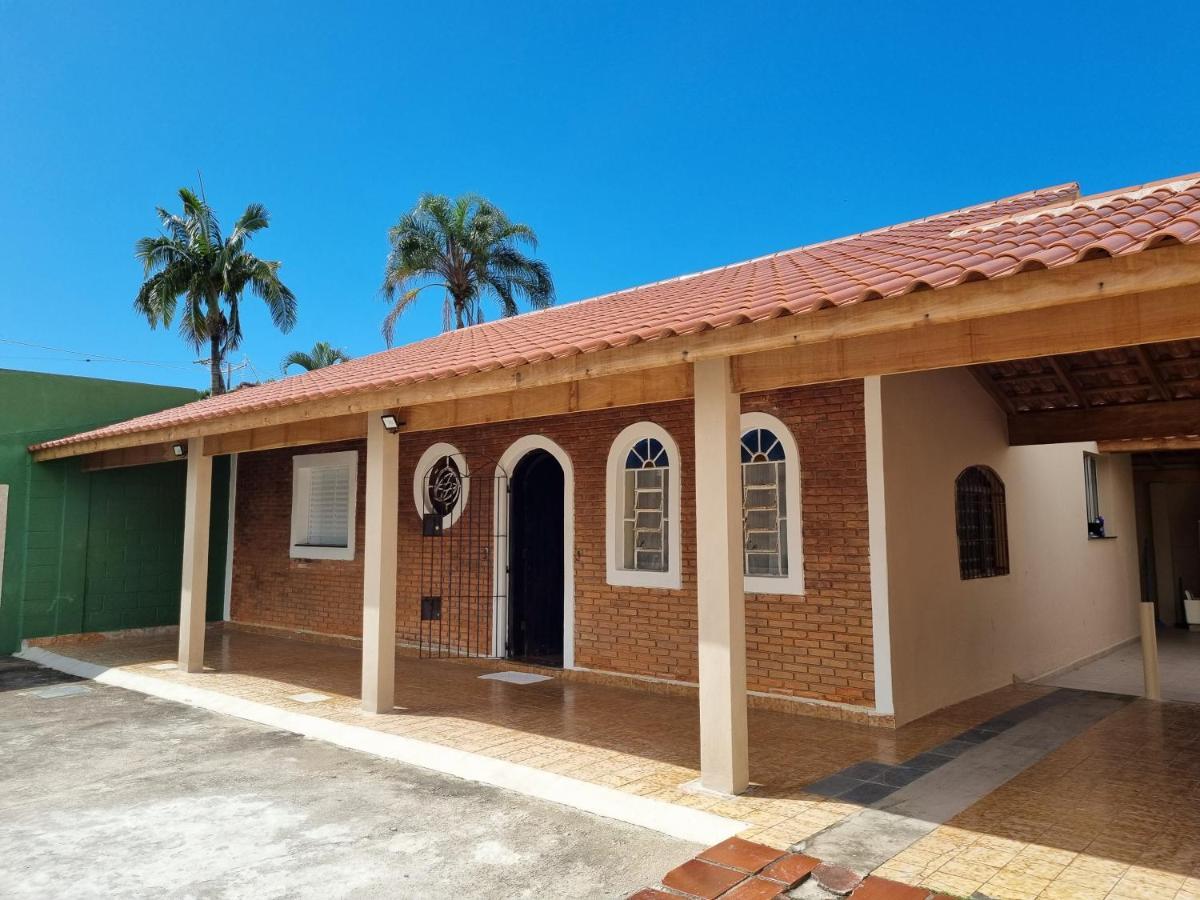 Confortavel Casa Com Piscina E Churrasqueira A 100M Da Praia Карагуататуба Екстериор снимка